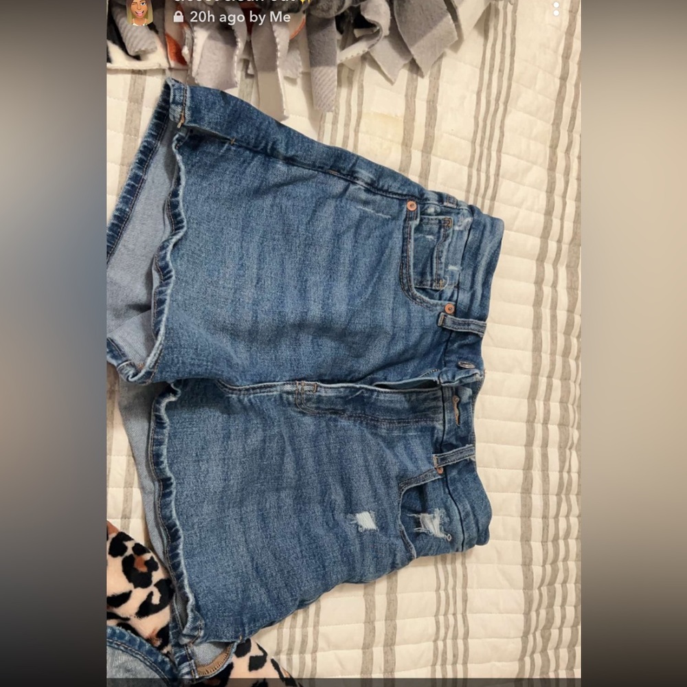American Eagle Mom Shorts